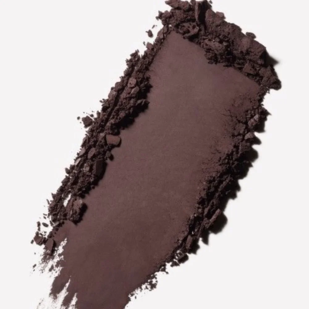 MAC Give A Glam Powder Kiss Soft Matte Eye Shadow Refill Pan